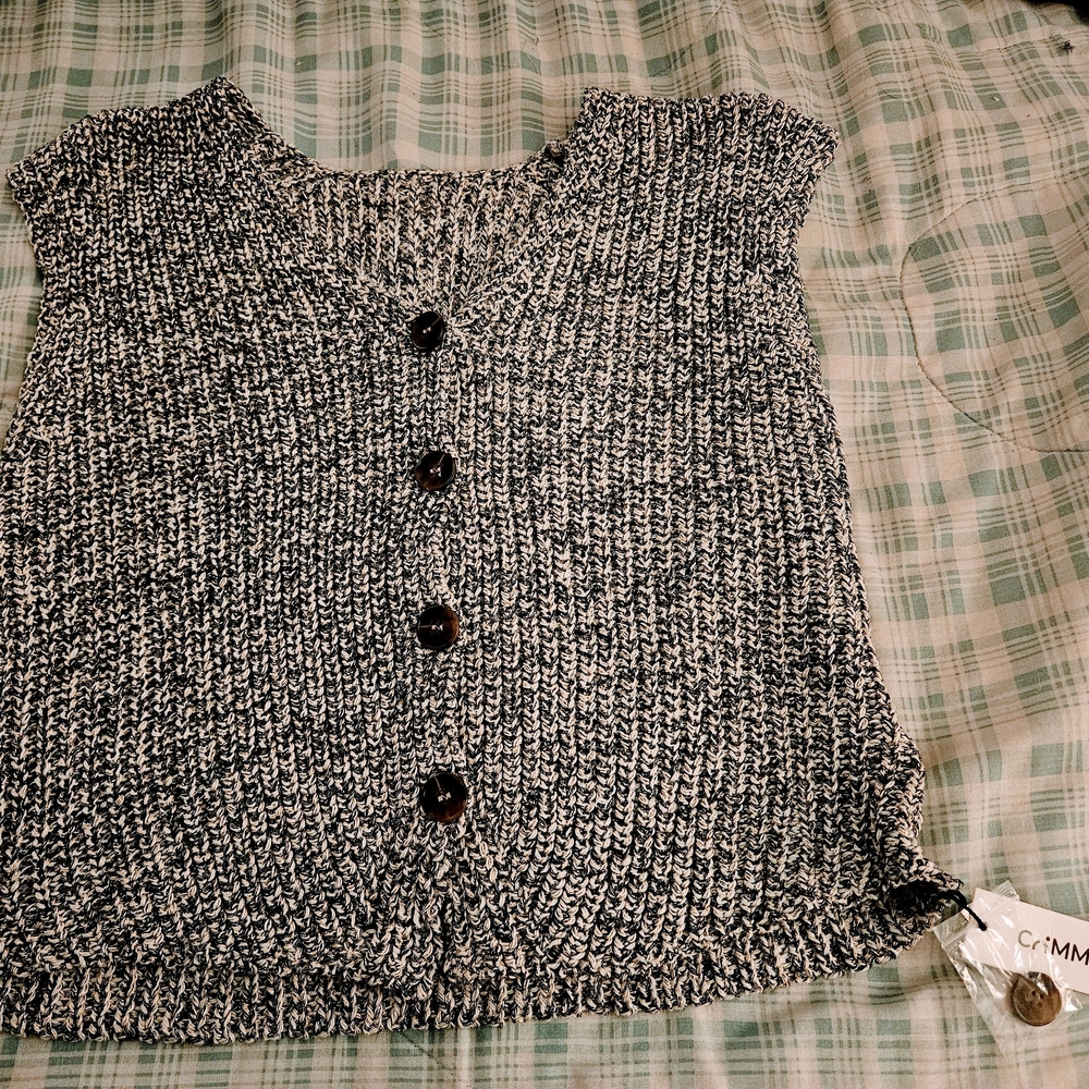 Commense Knit Top - Picture 4 of 4